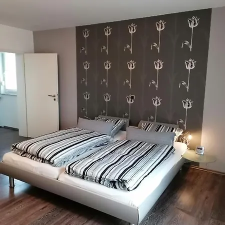 Dohlennest, Helle Moderne Fuer 4 Personen Apartmán *