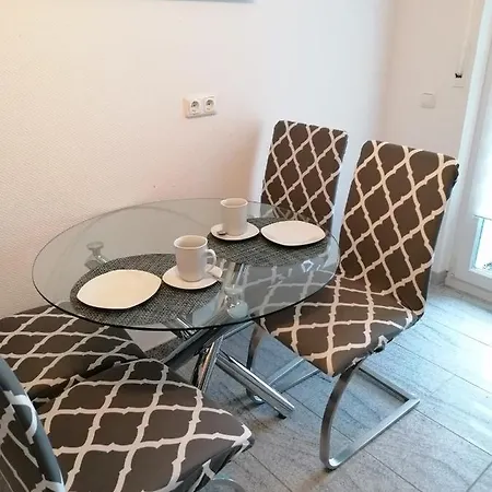 Dohlennest, Helle Moderne Fuer 4 Personen * Mülheim an der Ruhr
