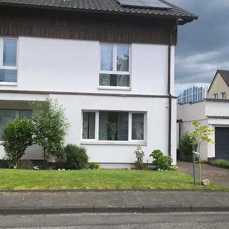 Dohlennest, Helle Moderne Fuer 4 Personen