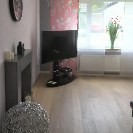 Dohlennest, Helle Moderne Fuer 4 Personen Apartmán